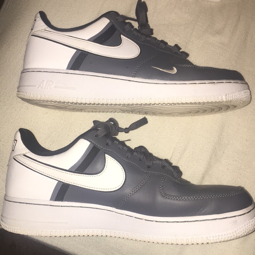 Nike Air Force Ones - Picture 2 of 2